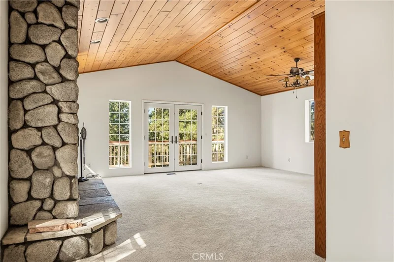 30930 Glen Oak photo 2