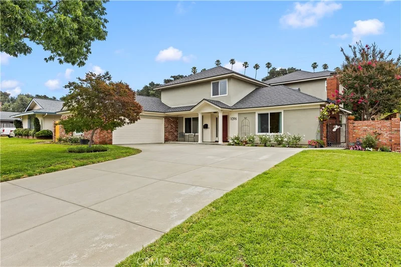 1096 Canyon View Drive