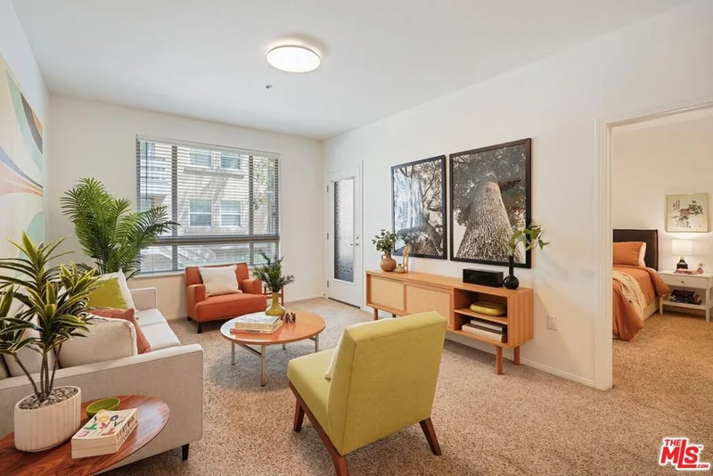 100 S Alameda Street 150