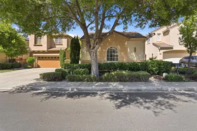 5337 Manderston Drive photo 2
