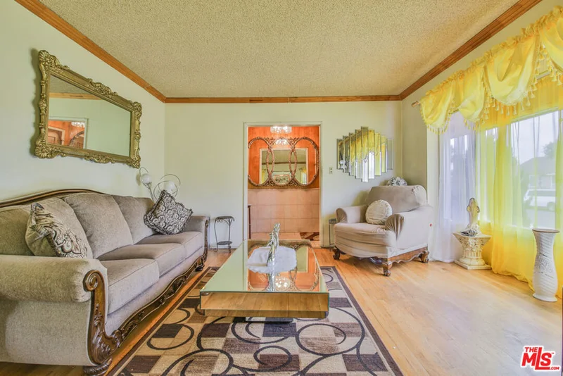 Photo 2 of 11615 Simms Avenue