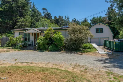 31581 Highway 20 photo 2