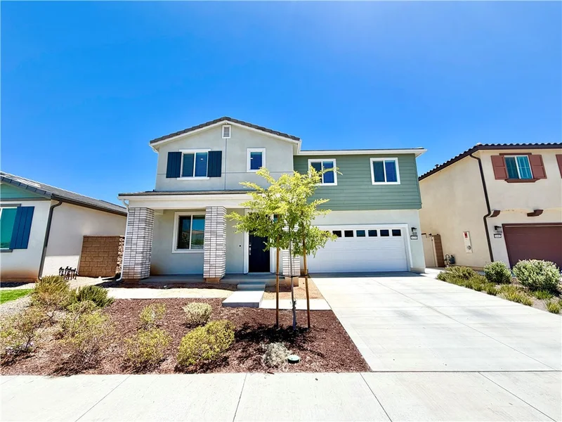 34390 Coconut Circle