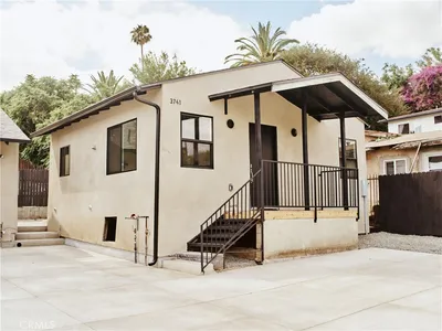 3741 Locke Avenue