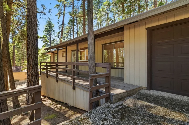 15383 Forest Ranch