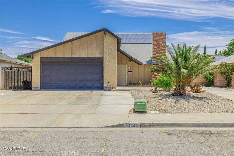 44740 Calston photo 2