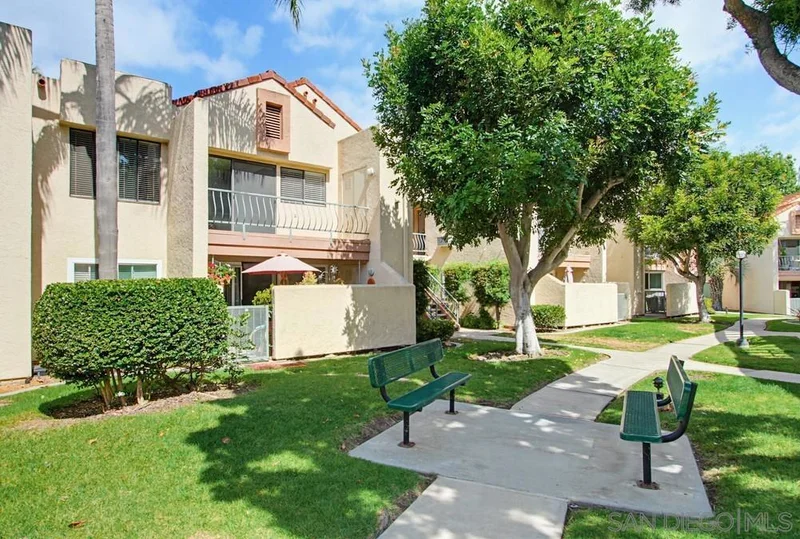 10855 Camino Ruiz 38 photo 2