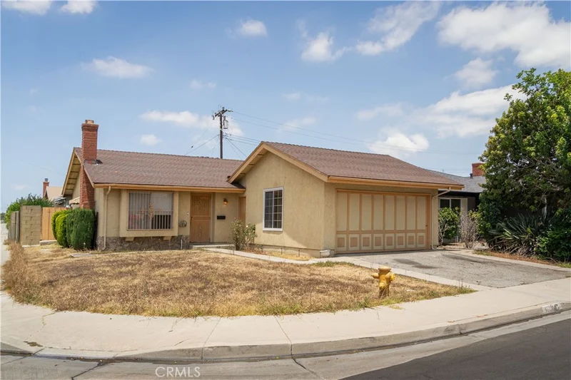 23045 Delford Avenue, Carson, CA 90745