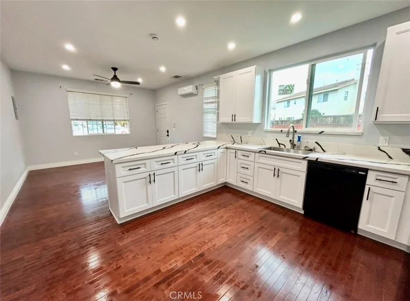 3597 rock Butte photo 2