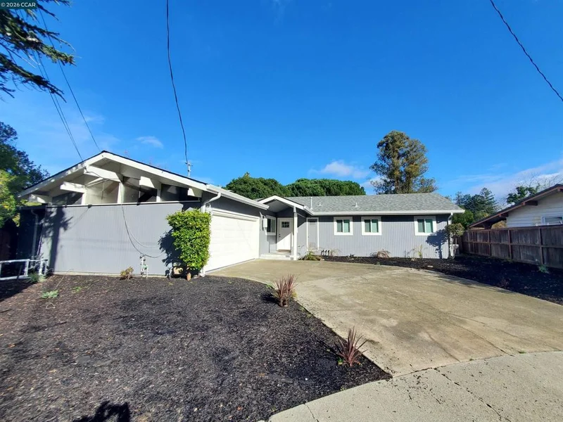 Photo 2 of 2420 Tomar Ct