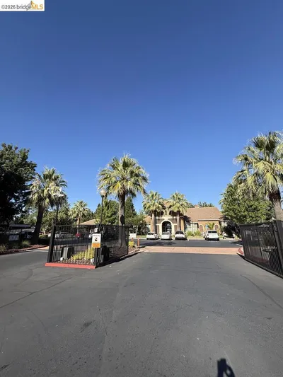 8434 Walerga RD APT 315
