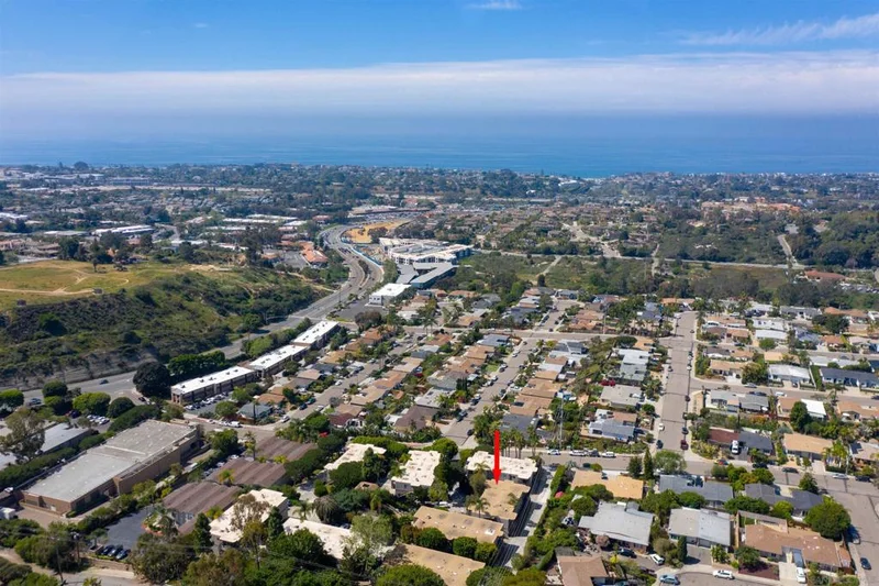 Photo 2 of 155 Rosebay 37