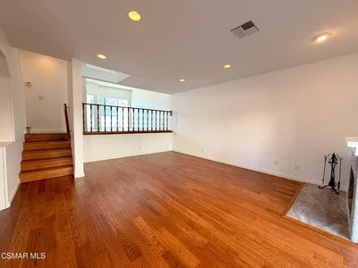 18242 Burbank Boulevard 8 photo 2