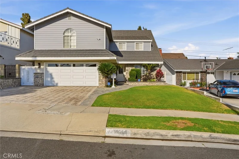 19206 Andmark Avenue, Carson, CA 90746