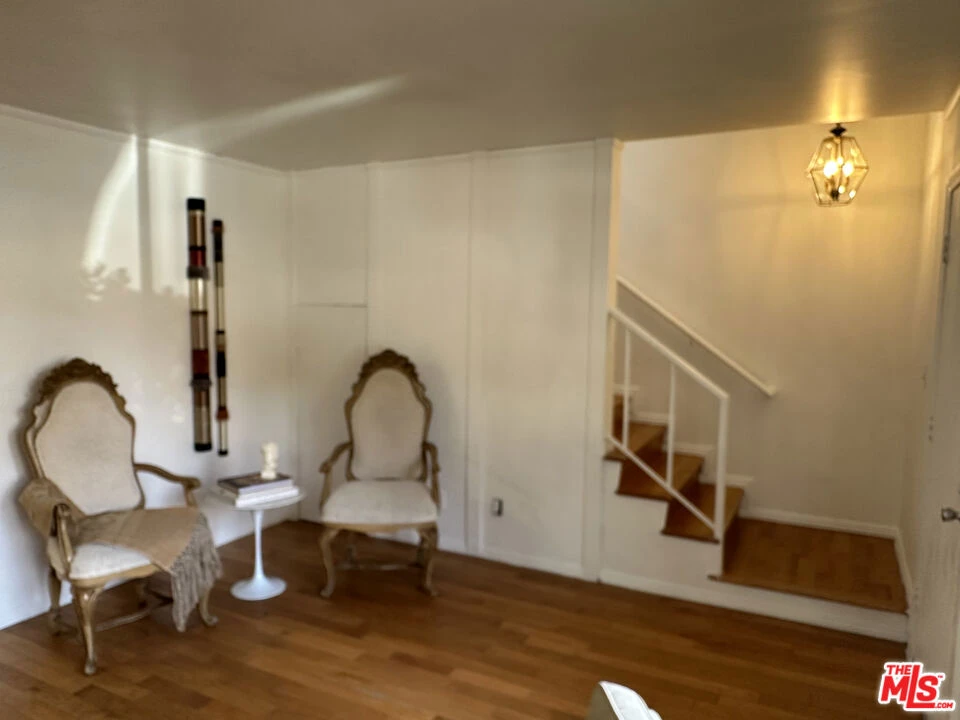 Interior 2