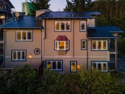 107 Dolphine Avenue