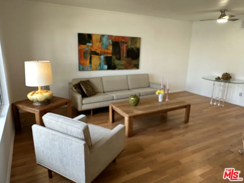 Photo 2 of 8705 Cedros Avenue 8