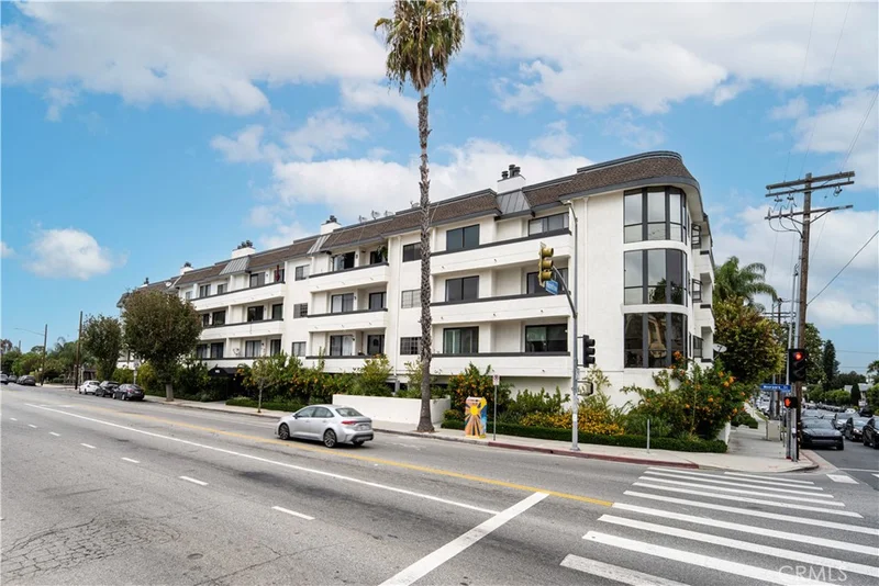 14115 Moorpark