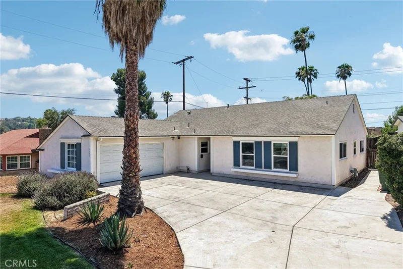 3595 Watkins Drive