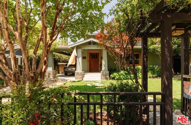 1951 Canyon Drive, Los Angeles, CA 90068