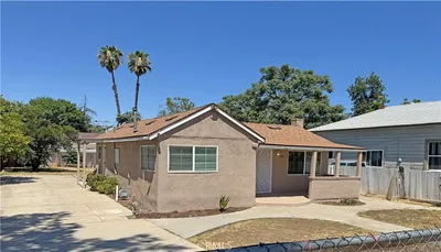 302 S Jackson photo 2