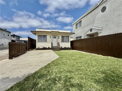 125 N Marshall Court photo 2