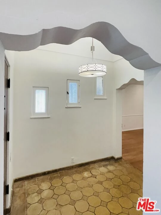 Interior 3