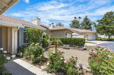 733 Daybreak Way photo 2