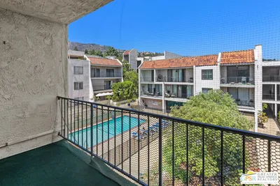 1401 Valley View Road 321 photo 2
