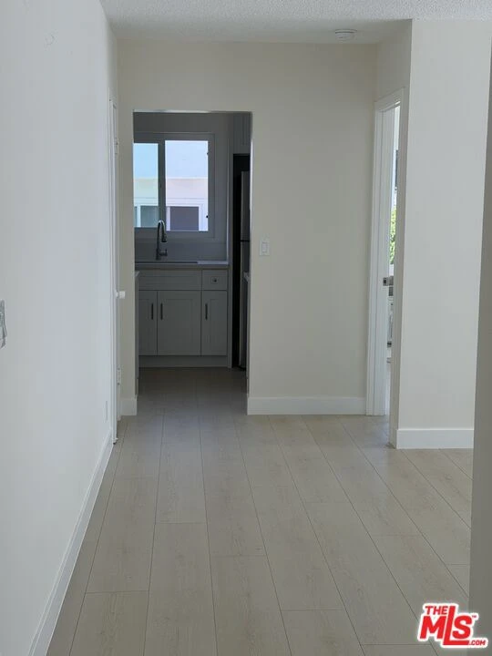 Interior 3