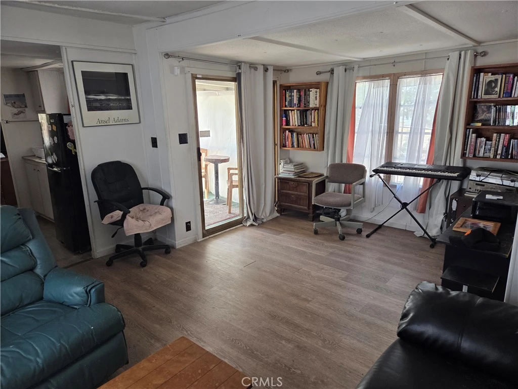 Interior 2