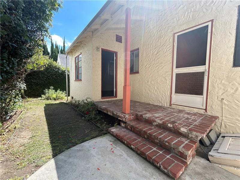 214 E Stocker B