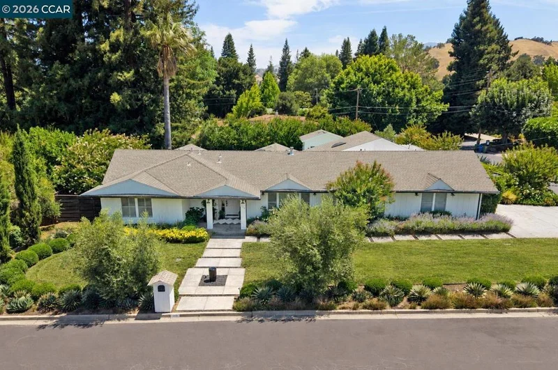 128 Via Bonita, Alamo, CA 94507