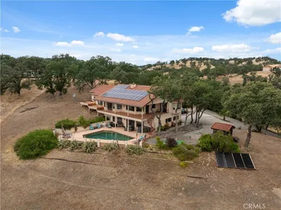 22560 Adobe Road photo 2