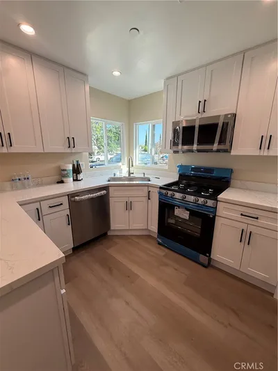 14437 Astoria Street photo 2