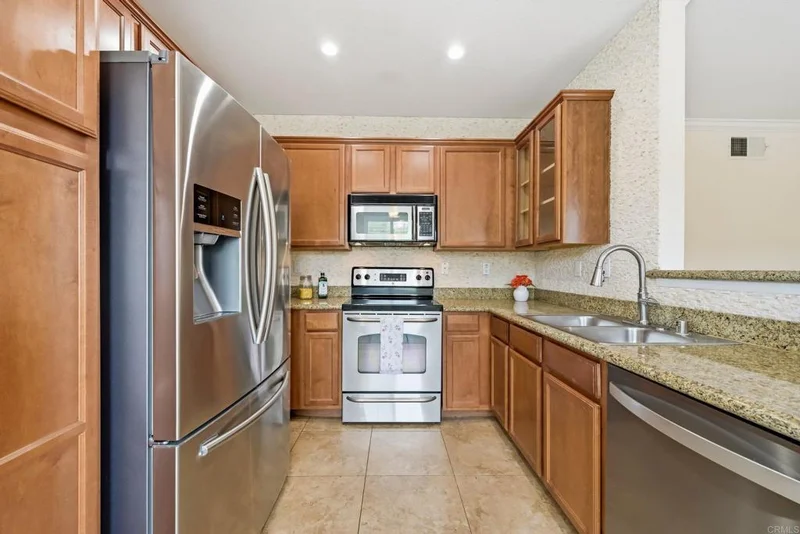 3855 Elijah Ct 721 photo 2