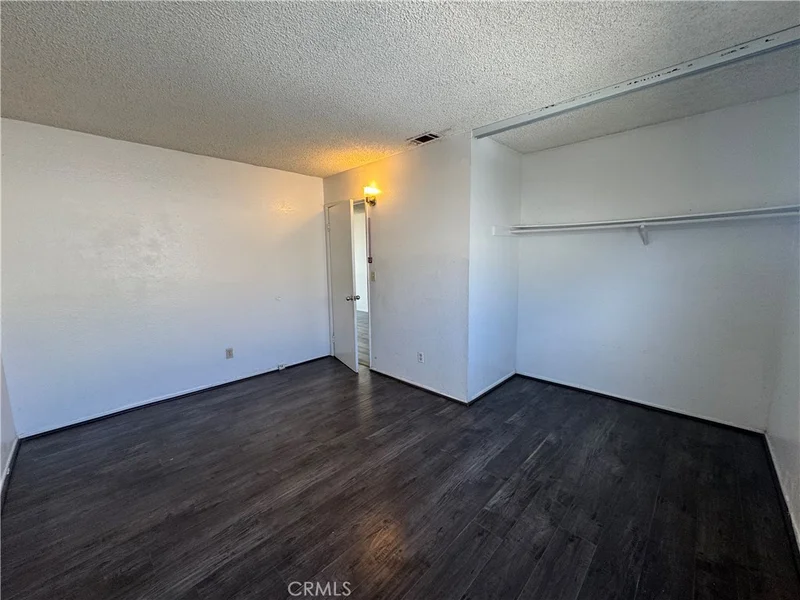3751 Harvill