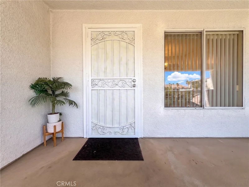Photo 2 of 10282 Tujunga Canyon Boulevard 201