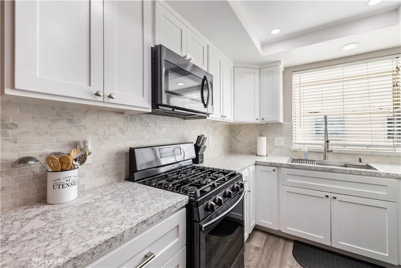 Photo 2 of 17955 River Circle 4
