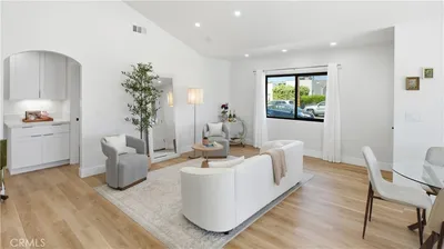 11100 Greenlawn photo 2