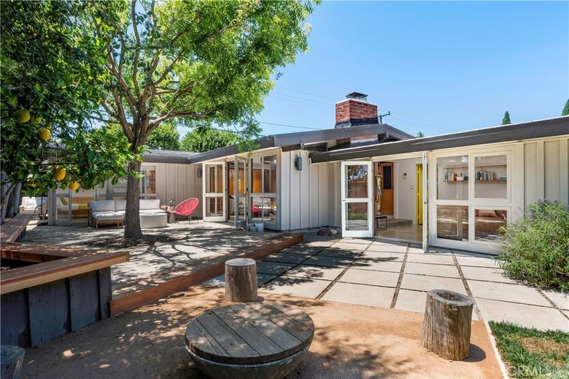 3257 Karen, Long Beach, CA 90808