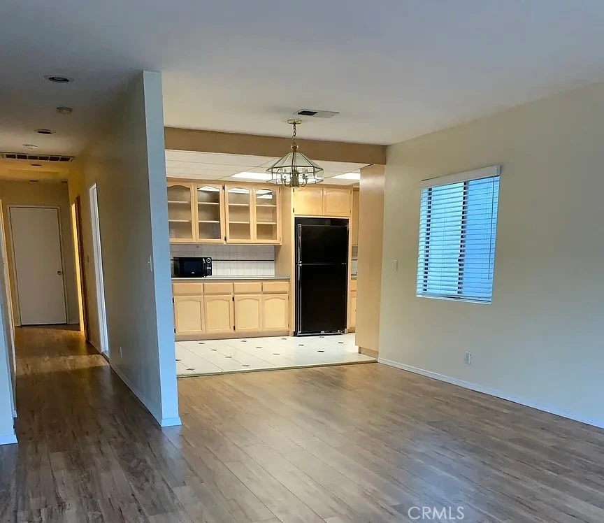 Interior 4