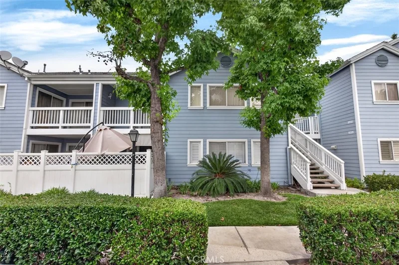 12972 Sycamore Village
