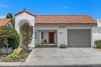 4722 Collinos Way