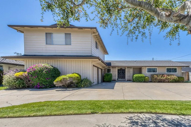628 Alameda Avenue photo 2
