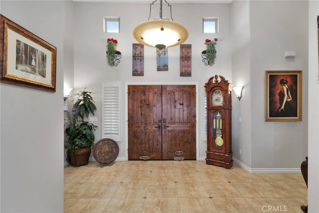 Interior 2