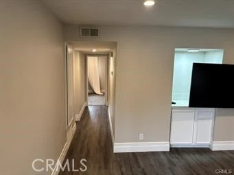 Interior 4