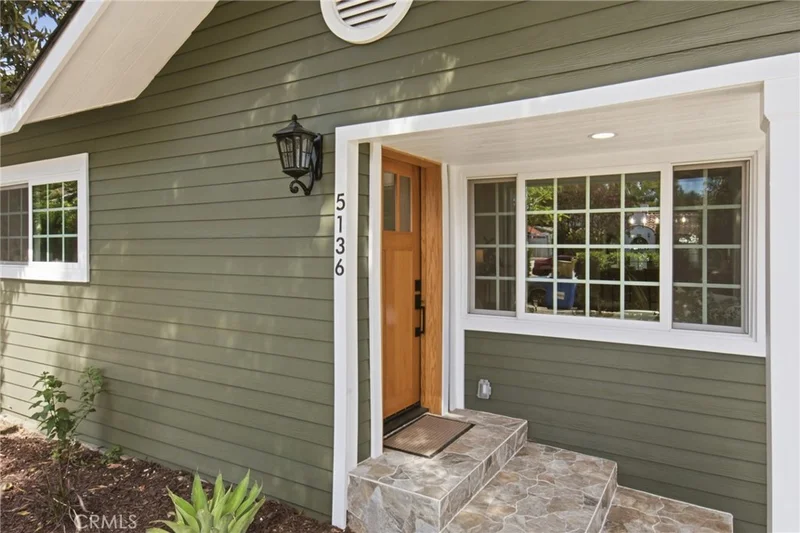 5136 Rockland photo 2