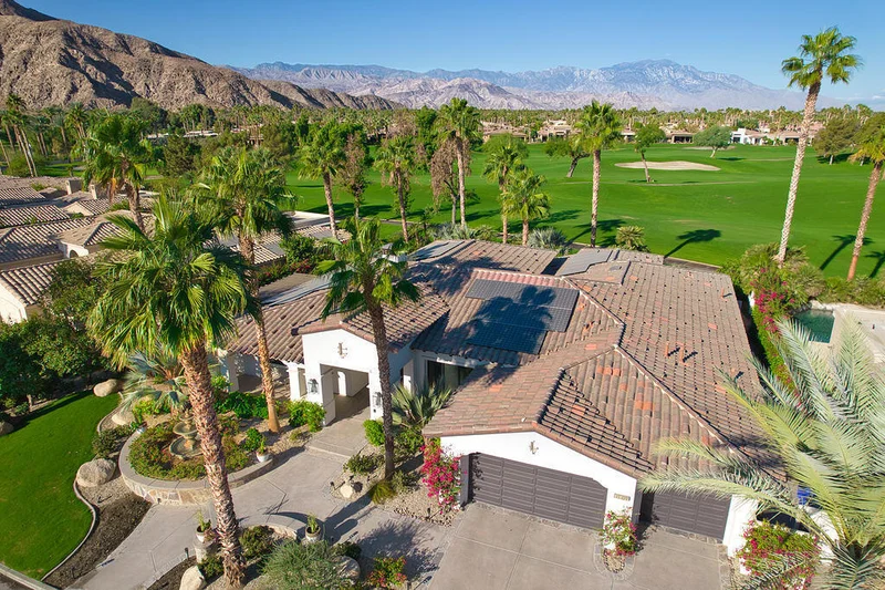 45699 W Via Villaggio photo 2