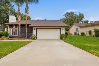 803 E Palm photo 2